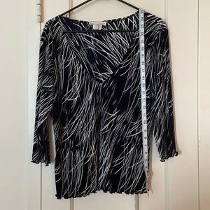 White House Black Market 3/4 Sleeve Top sz XL